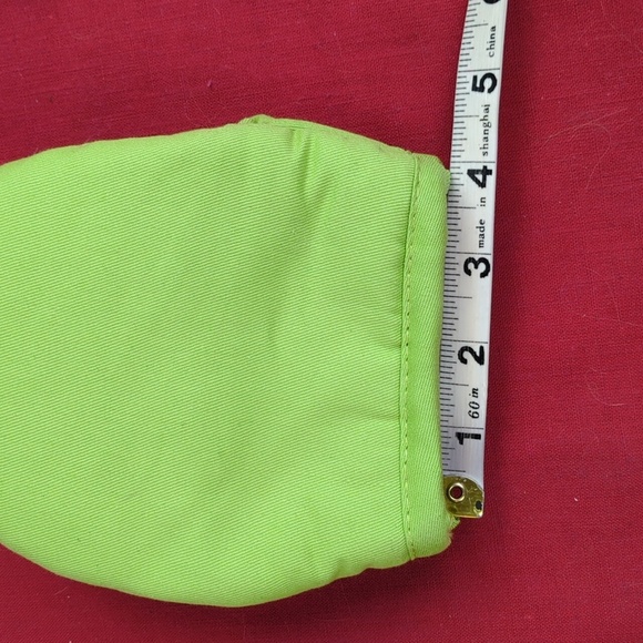 Everyday Living Green Grabber Mitt - Picture 15 of 15